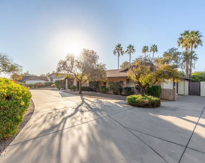 325 E Tremaine Drive, Chandler