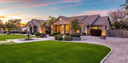 8430 W Williams Road, Peoria