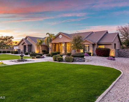 8430 W Williams Road, Peoria