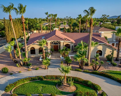 8529 E Sutton Drive, Scottsdale