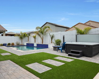 17706 W Villa Chula Lane, Surprise