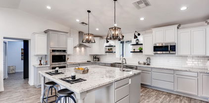 143 W Dublin Circle, Chandler