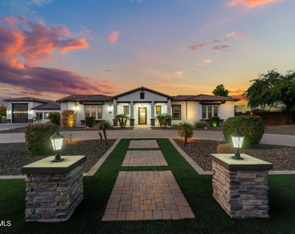 7850 W Chama Drive, Peoria