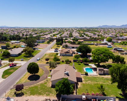 16634 W Hilton Avenue, Goodyear