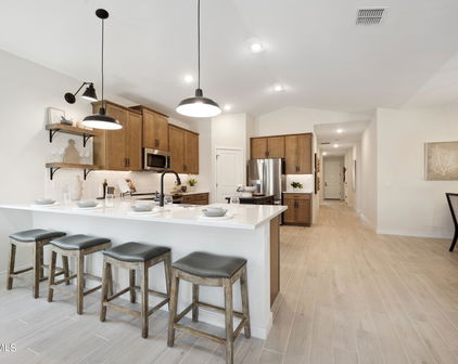 7837 N 80th Avenue, Glendale