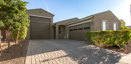 17813 W Pinnacle Vista Drive, Surprise