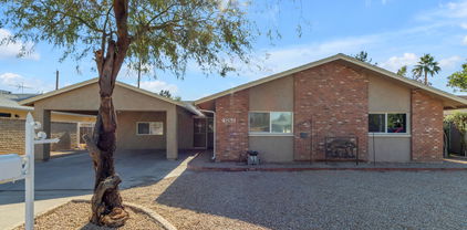 4831 W Belmont Avenue, Glendale