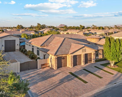 3308 E Kenwood Street, Mesa