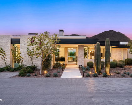 5611 N Wilkinson Road, Paradise Valley