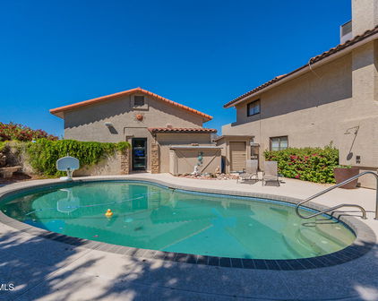 5101 W Whispering Wind Drive, Glendale
