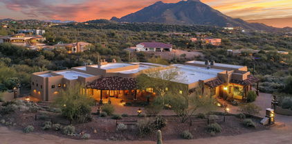 39201 N School House Road, Cave Creek