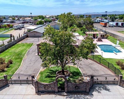 102 N 67th Avenue, Phoenix