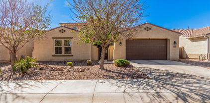 3687 E Blue Spruce Lane, Gilbert