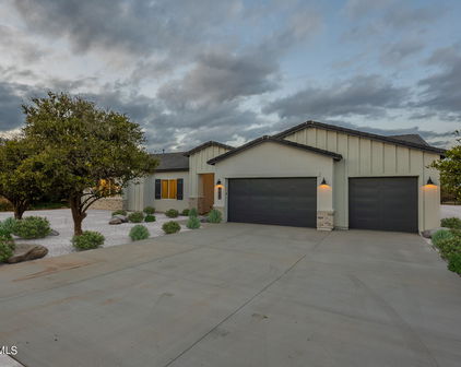 10028 E Fenimore Road, Mesa
