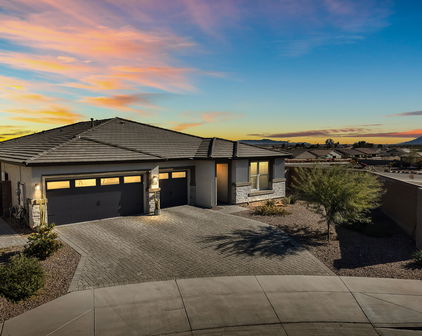 6551 N 127th Drive, Glendale