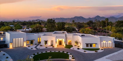 8326 E Wethersfield Road, Scottsdale