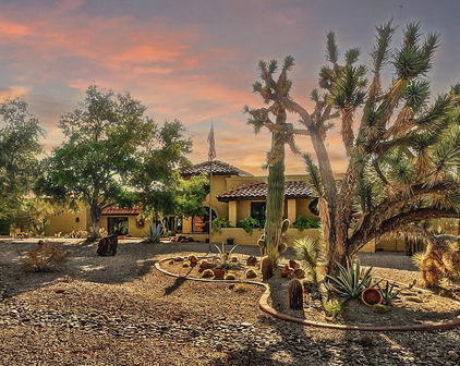 4979 E Calle De Los Arboles --, Cave Creek