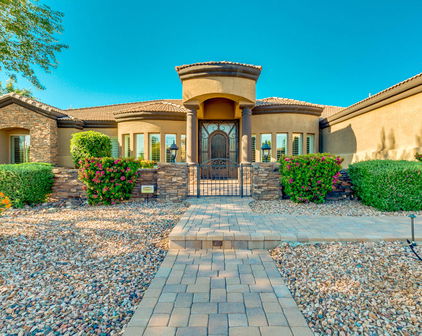 2656 E Canyon Place, Chandler