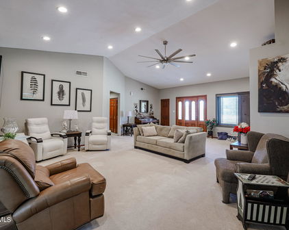 8747 W Daley Lane, Peoria