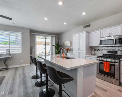 17988 W Deneen Way, Surprise