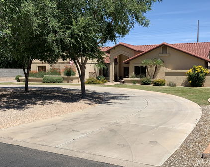 1526 E Longhorn Drive, Chandler