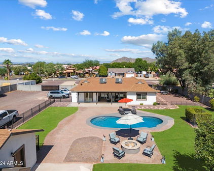 9021 W Williams Road, Peoria