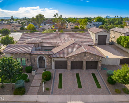 2116 N 32nd Place, Mesa