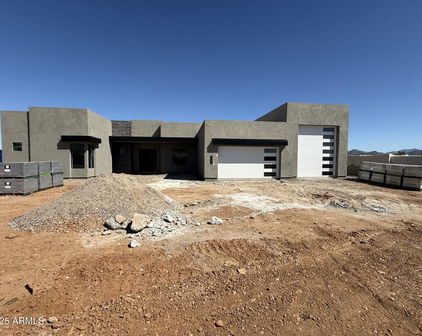 1250 E Smokehouse Trail, Phoenix