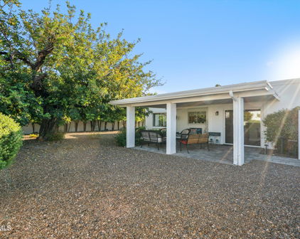 39 E Tam Oshanter Drive, Phoenix