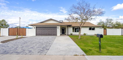 5606 W Tierra Buena Lane, Glendale