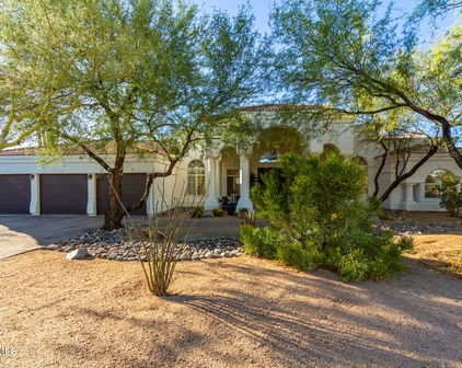 4722 E Rancho Caliente Drive, Cave Creek