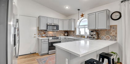 17979 W Dawn Drive, Surprise