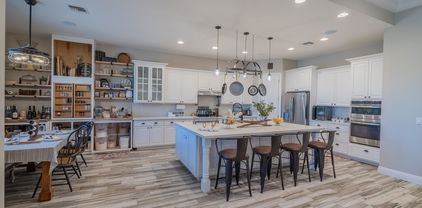 1124 N 99th Street, Mesa