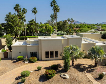 6831 E Joan De Arc Avenue, Scottsdale
