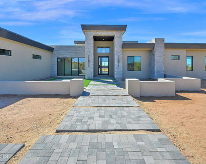 7261 E Via Dona Road, Scottsdale