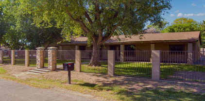 7216 W Country Gables Drive, Peoria