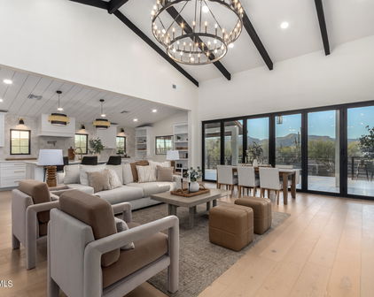 6101 E Maguay Road, Cave Creek