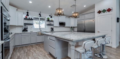 143 W Dublin Circle, Chandler