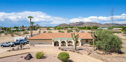 4832 W Saguaro Park Lane, Glendale