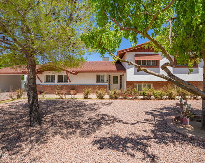 4320 W Banff Lane W, Glendale