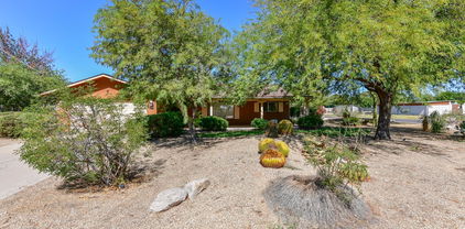 4502 W Waltann Lane, Glendale
