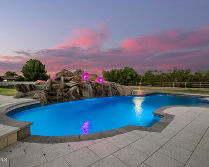 2386 E Redfield Road, Gilbert