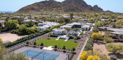 5641 N Casa Blanca Drive, Paradise Valley