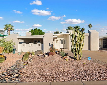 2129 N Middlecoff Drive, Mesa