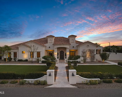 14011 E Cedar Waxwing Drive, Chandler