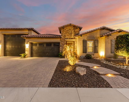 9225 W Foothill Drive, Peoria
