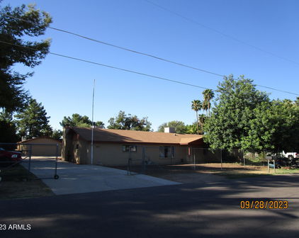 3923 W Topeka Drive, Glendale