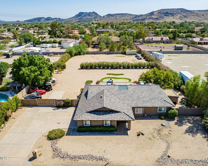5121 W Whispering Wind Drive, Glendale