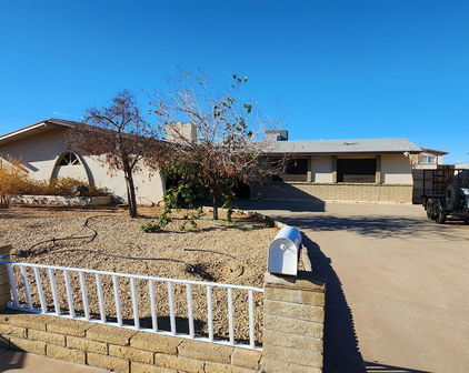 4610 W Paradise Drive, Glendale