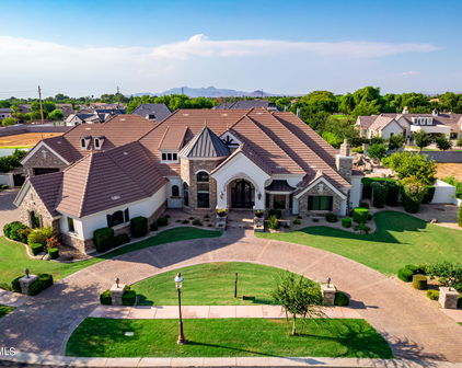 3226 E Huber Circle, Mesa